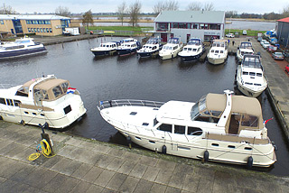 Hausboot-Hafen in Sneek