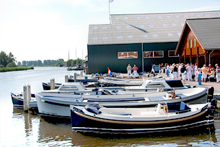 Hausboot-Hafen in Warmond