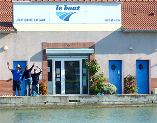 Le Boat Team in Migennes