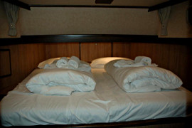 Bugkabine mit Doppelbett