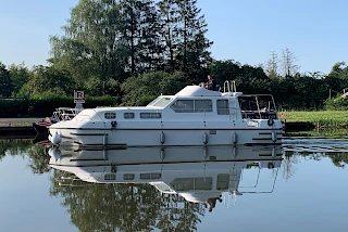 Triton 1050 Fly