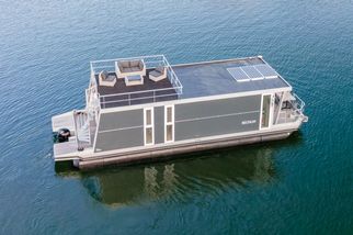Hausboot YachtSuite - 2.5 Rechlin - Außenansicht