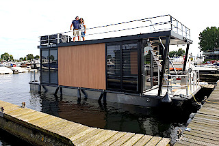 Hausboot Houseboat Queen - Außenansicht