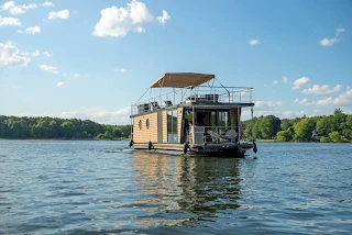 Bungalow Hausboot WOMA D13 Brino