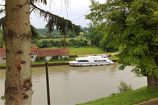 Hausboot-Region Loire-Seitenkanal