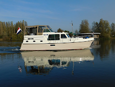 Hausboot von Delos Yachtcharter