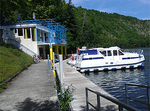 Hausboot-Basis Luzech am Lot