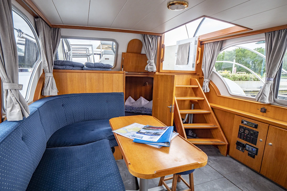 Hausboot Pedro Skiron Typ 3 Nanette Salon