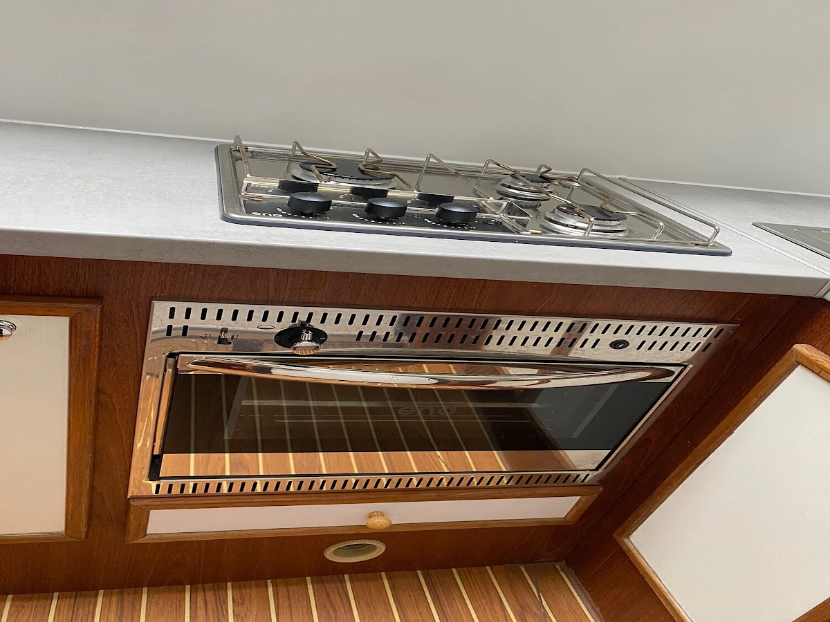 Hausboot Tarpon 37 Bordküche