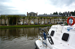 Hausbootferien in Frankreich / Loire-Seitenkanal