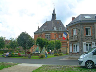 Hotel de Ville - Rathaus von Haybes