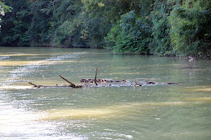Unmarkierte Hindernisse im Fluss