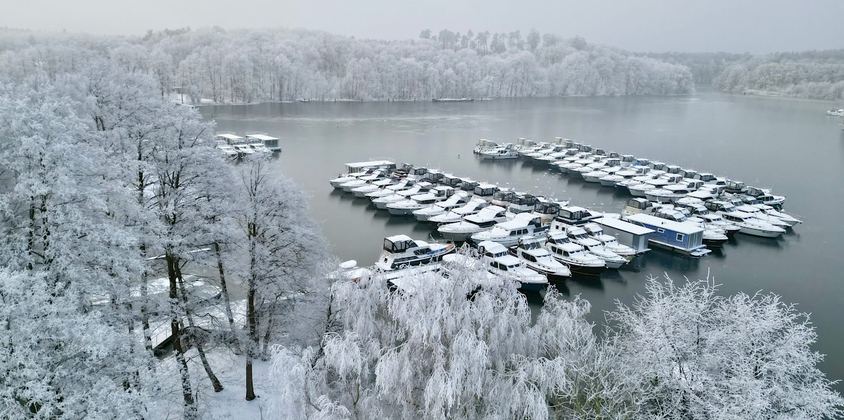 Hausboote im Winterquatier